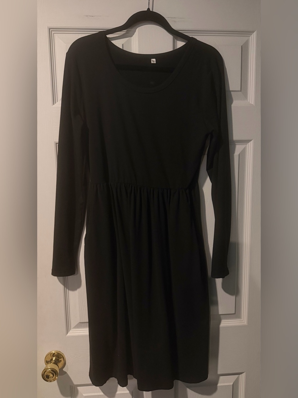 Black Long-Sleeve Gathered Waist Women's Dress